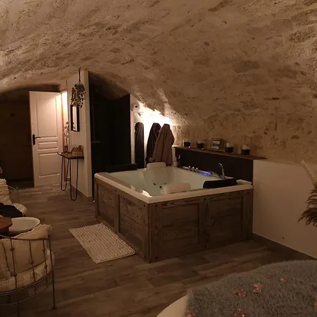 Les Coups De Coeur Du Quercy Апартаменты Montpezat-de-Quercy