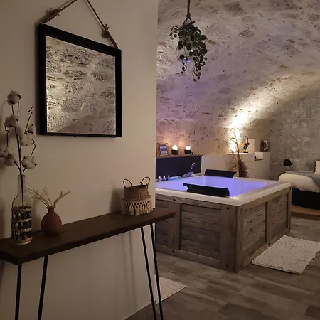 Апартаменты Les Coups De Coeur Du Quercy